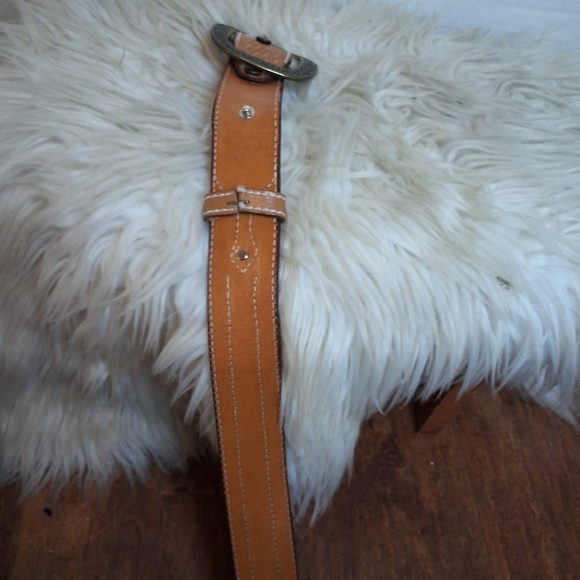 Hand Tooled Beaded Leather Belt with Brass Buckle M